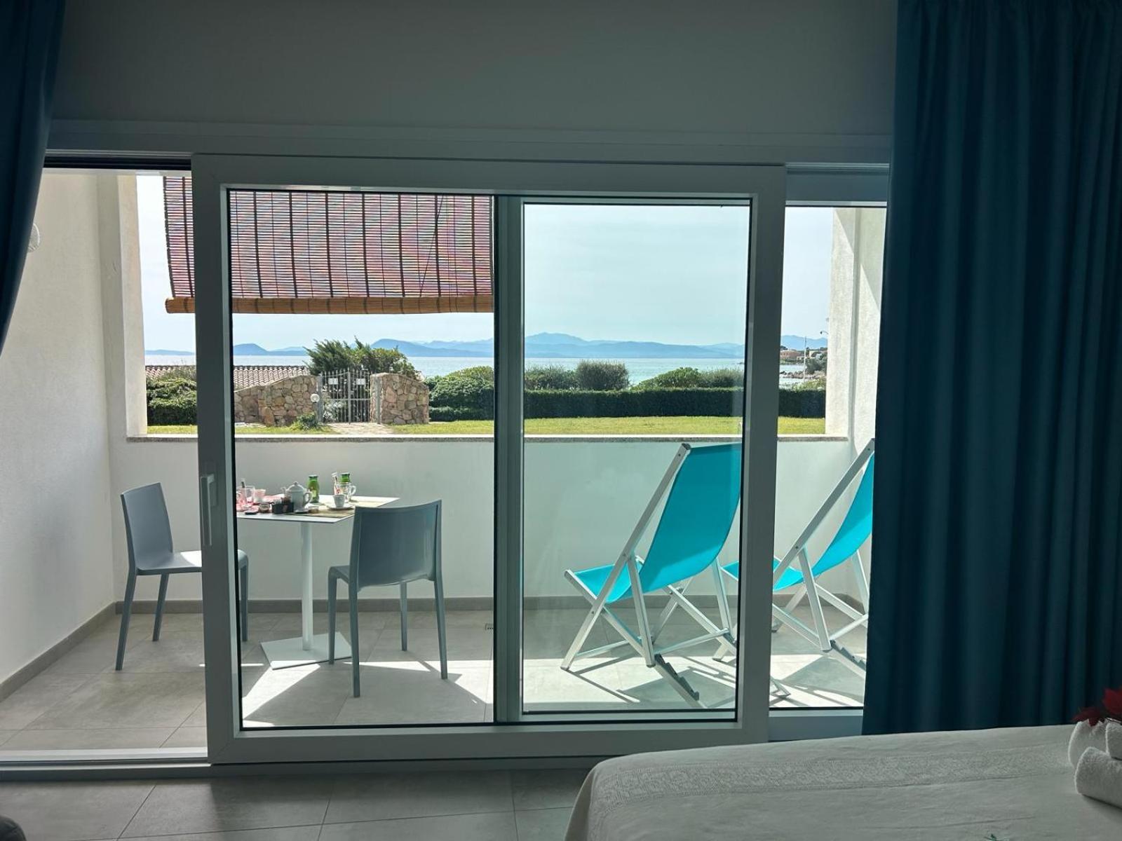 Rooms, Affittacamere Maksim Golfo Aranci Extérieur photo