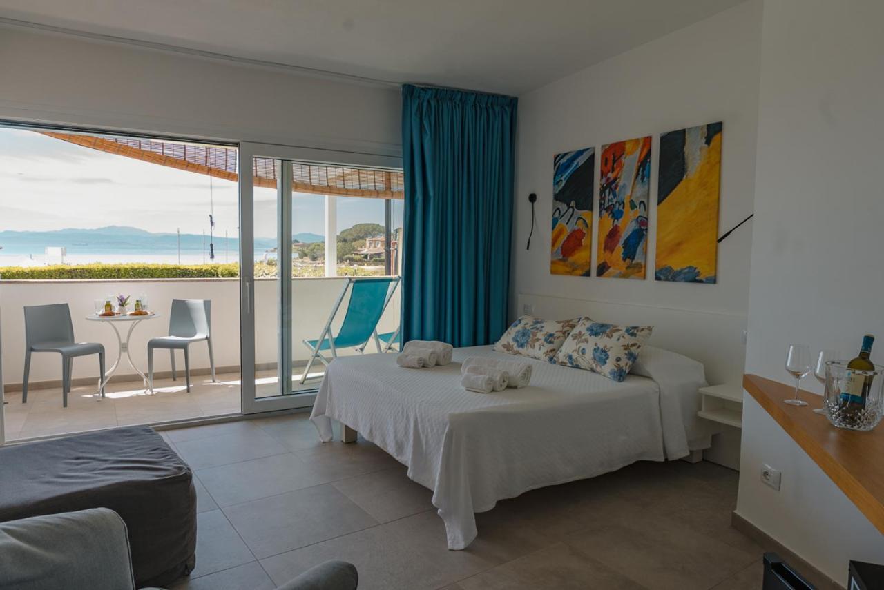 Rooms, Affittacamere Maksim Golfo Aranci Extérieur photo