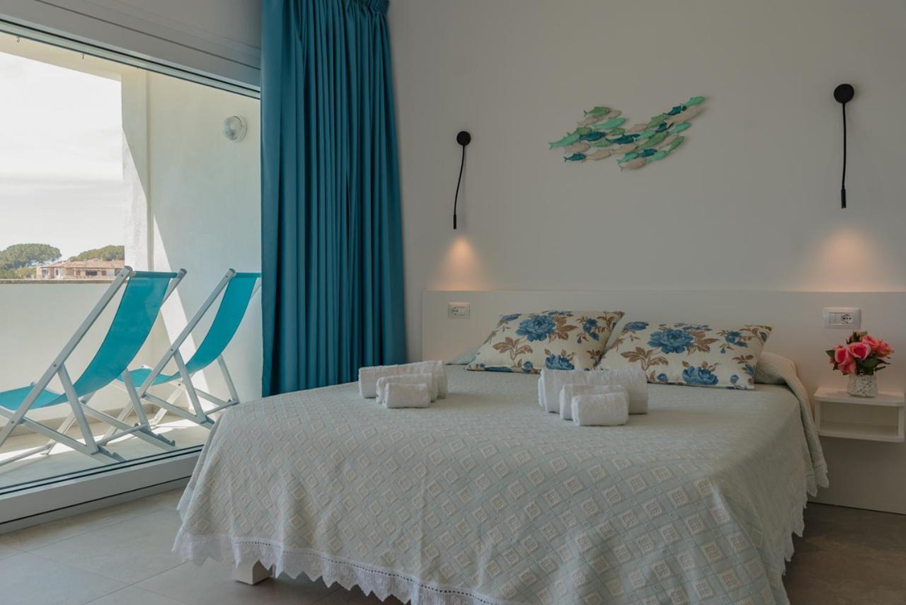 Rooms, Affittacamere Maksim Golfo Aranci Extérieur photo